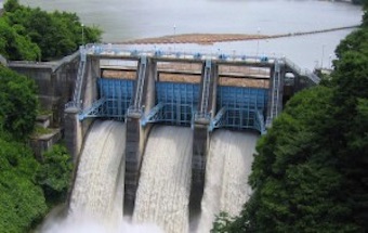 Sales Reps convert water flowing over the dam into revenue through Social Media.